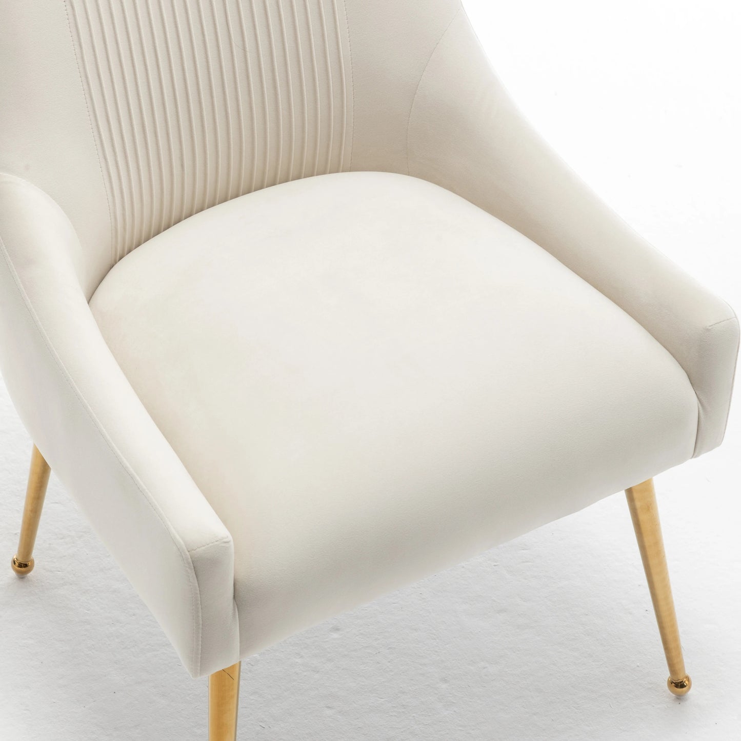 Set of 4 Velvet Dining Chair Covers, Soft Cushion with Golden Metal Legs, Modern Ergonomic Chairs for Kitchen, Living Room, and Restaurants