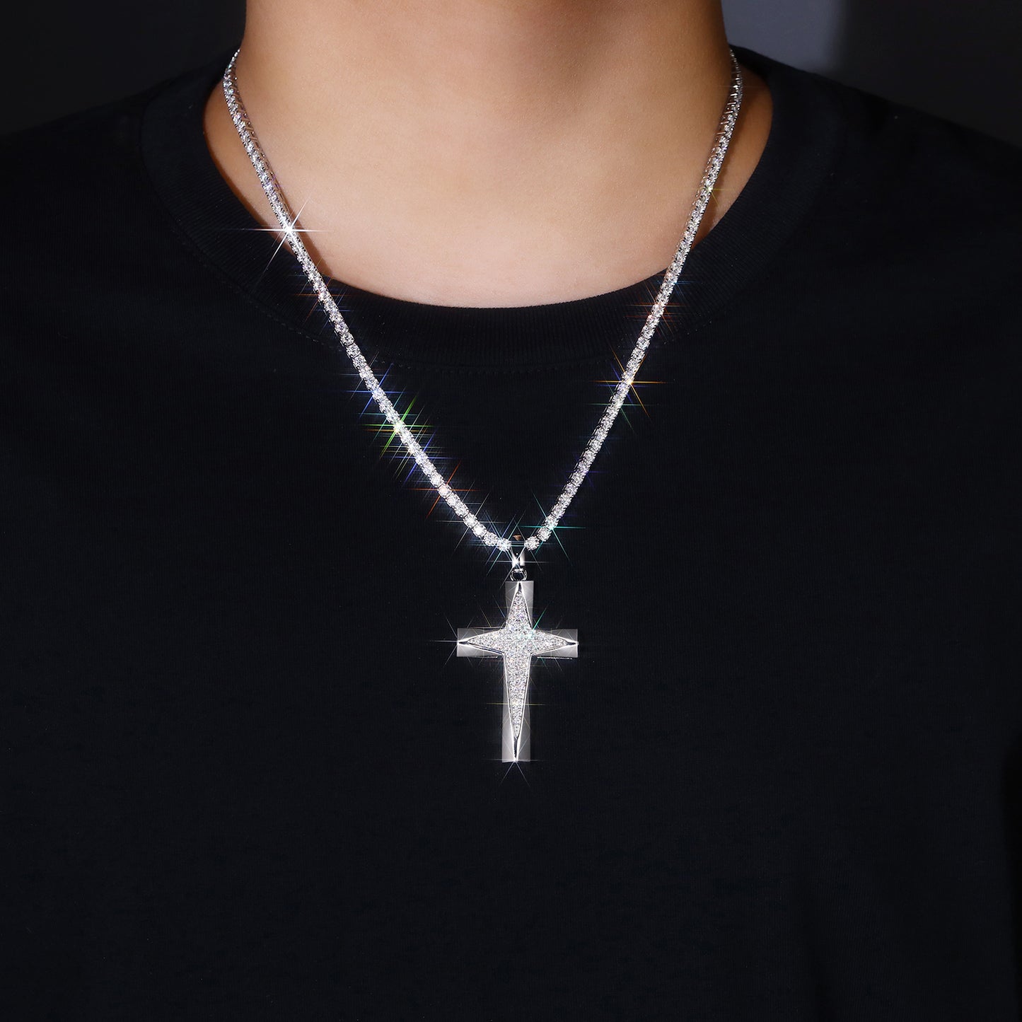 Set With Top-quality Moissanite, This Luxurious And Fashionable Light Luxury Trend Jewelry Necklace Pendant Is Made Of S925 Silver Electroplated With Platinum