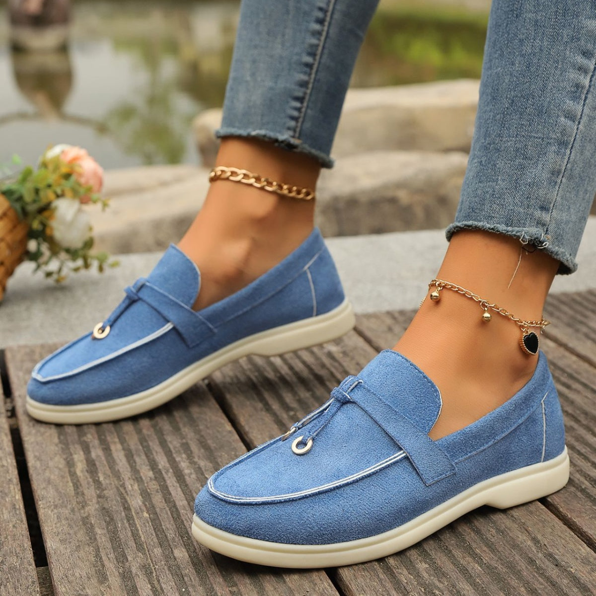 3738a594-7c54-4387-a46e-793d0afa9bd3-Max