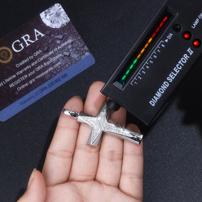 Set With Top-quality Moissanite, This Luxurious And Fashionable Light Luxury Trend Jewelry Necklace Pendant Is Made Of S925 Silver Electroplated With Platinum