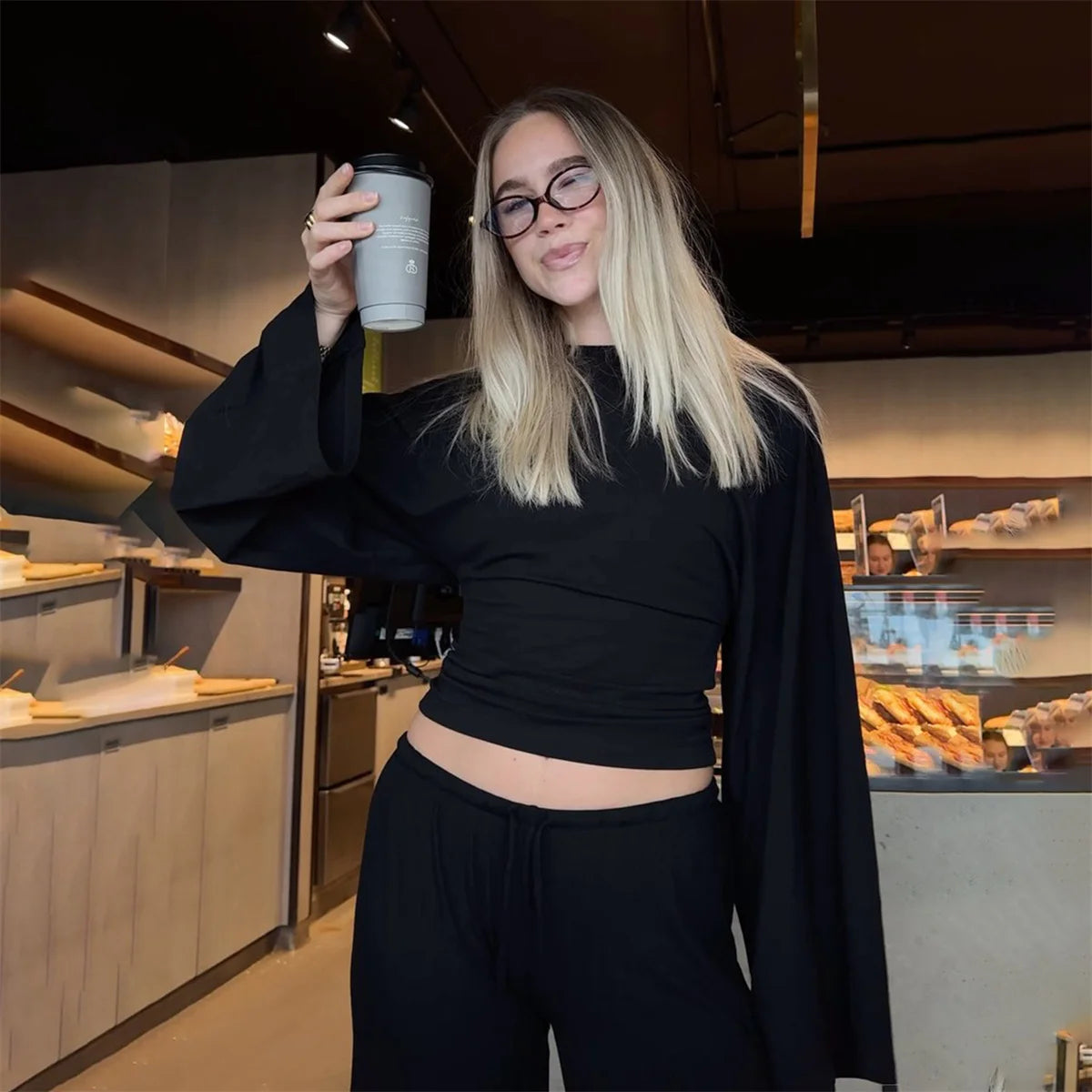 Women Solid Color Round Neck Front Shoulder Wide Long Sleeves Cinched Waist Slim Crop Top Daily Casual Simple Versatile Tops