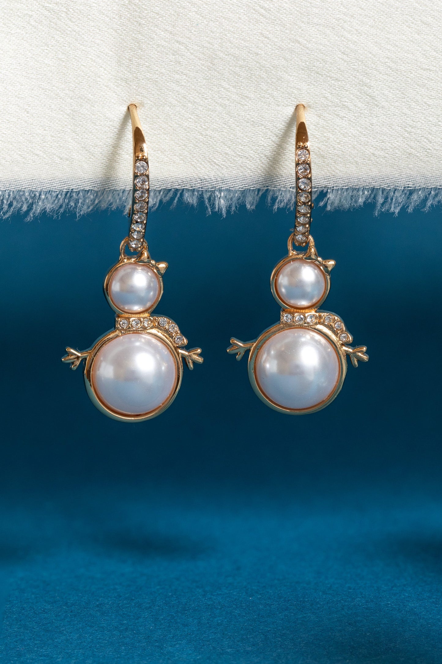 Snowwoman Dangle Earrings