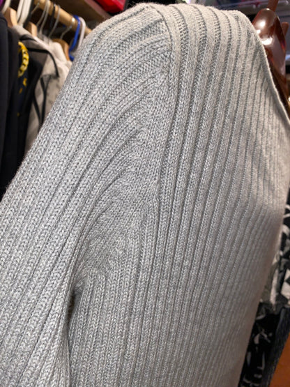Liz Claiborne Grey Long Sleeve Sweater