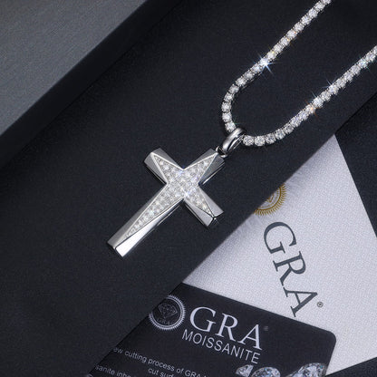 Set With Top-quality Moissanite, This Luxurious And Fashionable Light Luxury Trend Jewelry Necklace Pendant Is Made Of S925 Silver Electroplated With Platinum