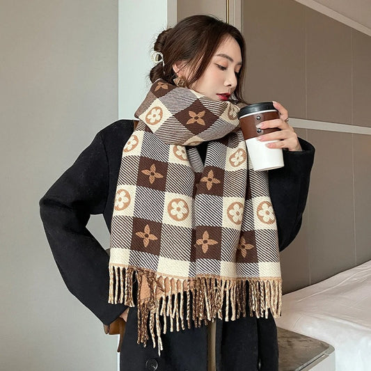 Elegant Women's Pashmina Scarf - Warm Winter Shawl, Versatile Thickened Wrap for Daily Use, Fashionable Autumn Accessory